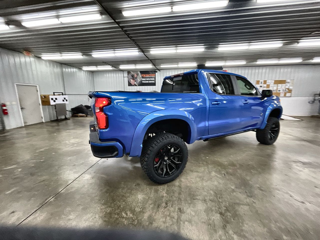 Vehicle Image 8