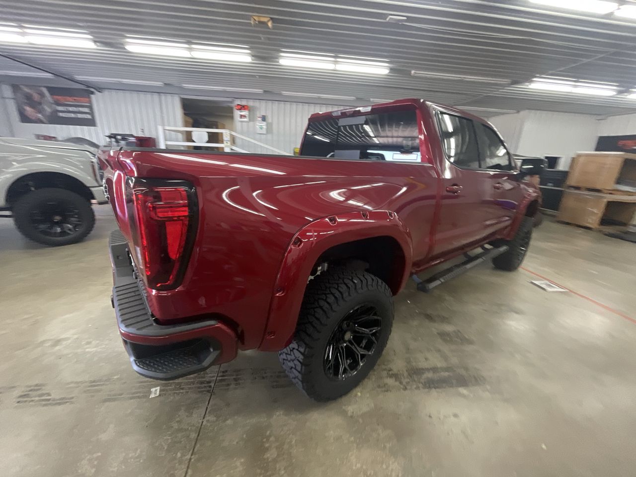 Vehicle Image 8