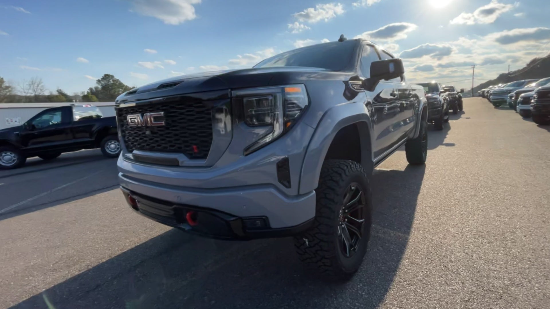 Vehicle Image 4