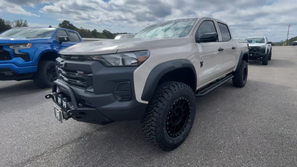 Vehicle Image 4