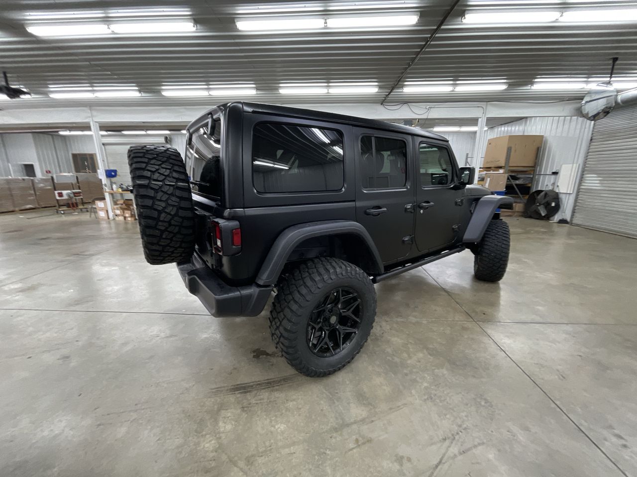 Vehicle Image 8