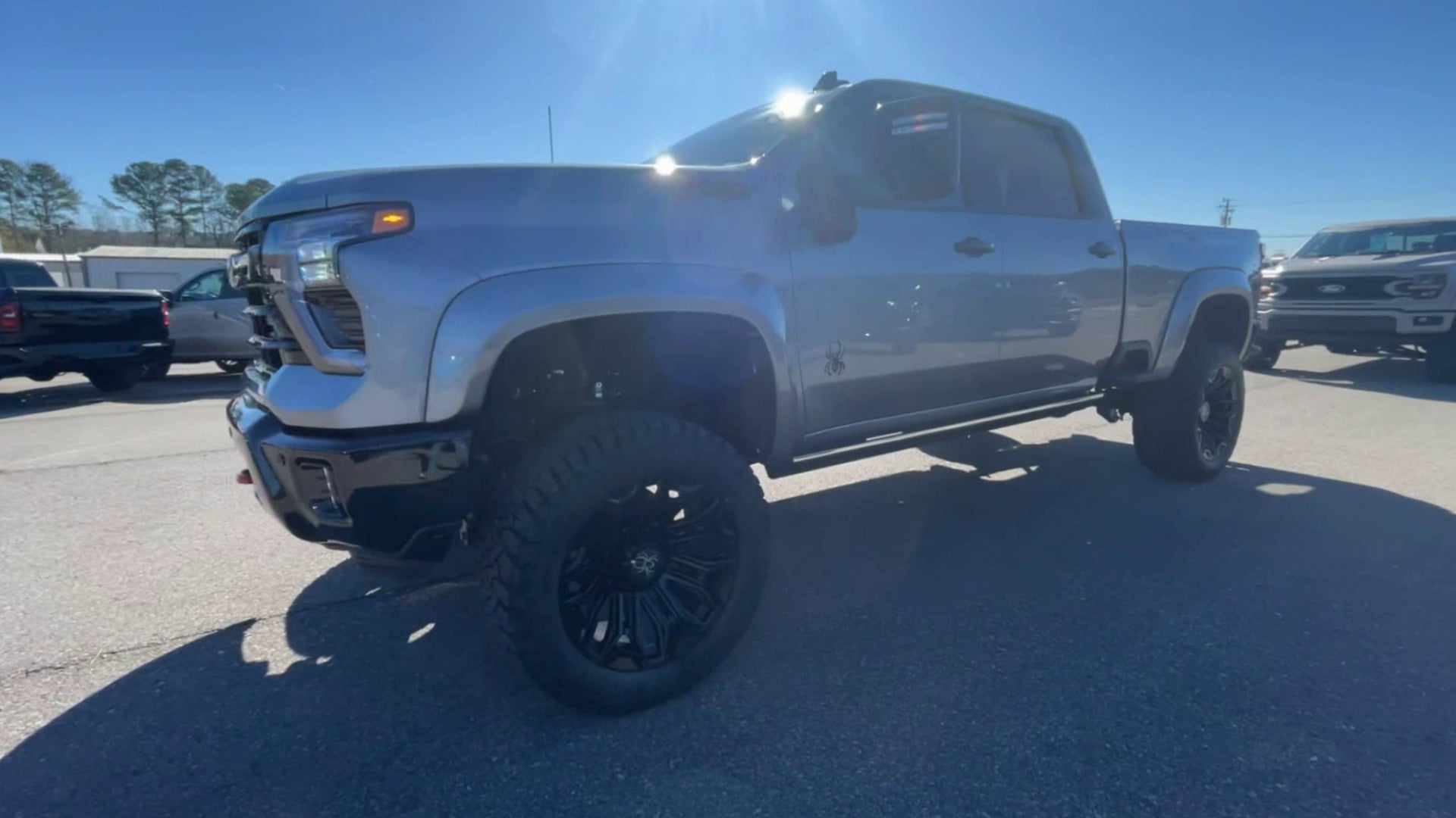 Vehicle Image 4