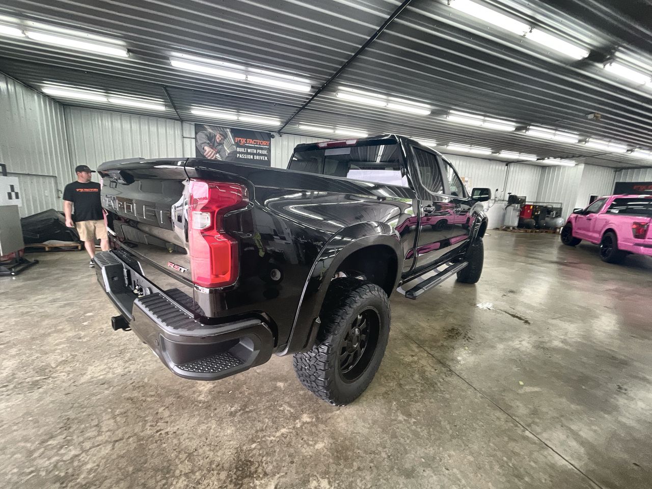 Vehicle Image 8