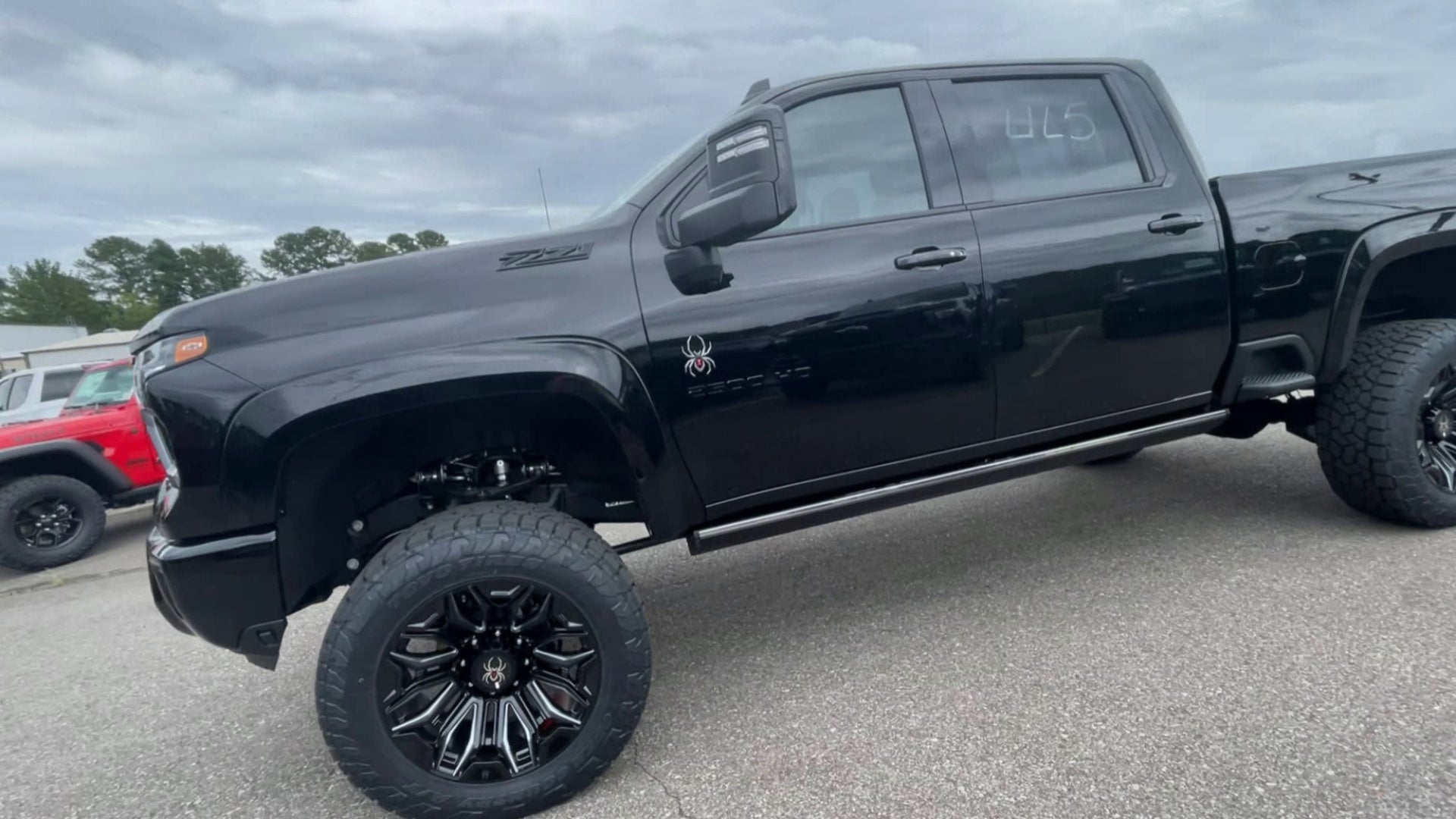Vehicle Image 4