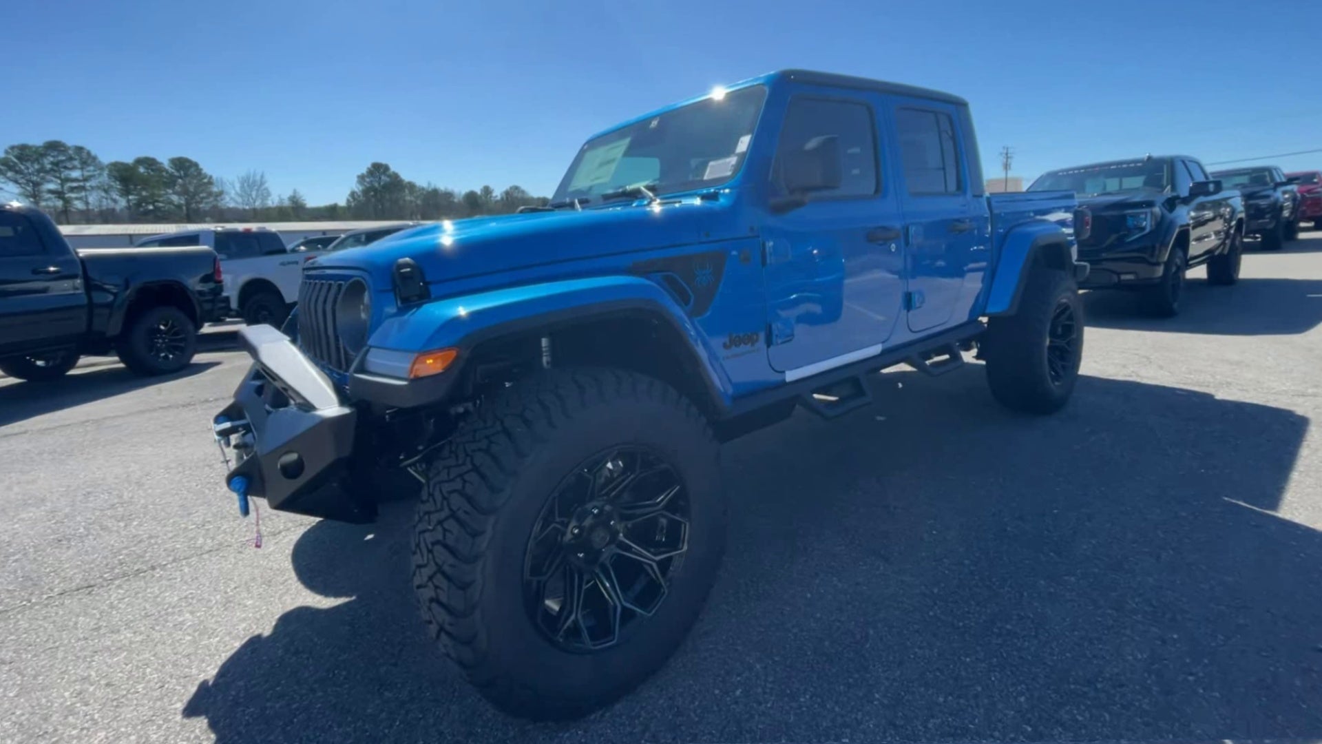 Vehicle Image 4