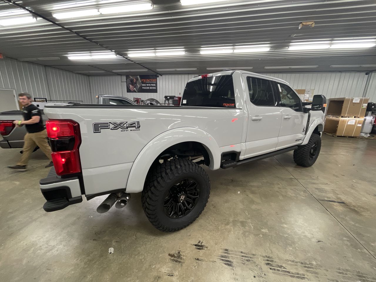 Vehicle Image 8