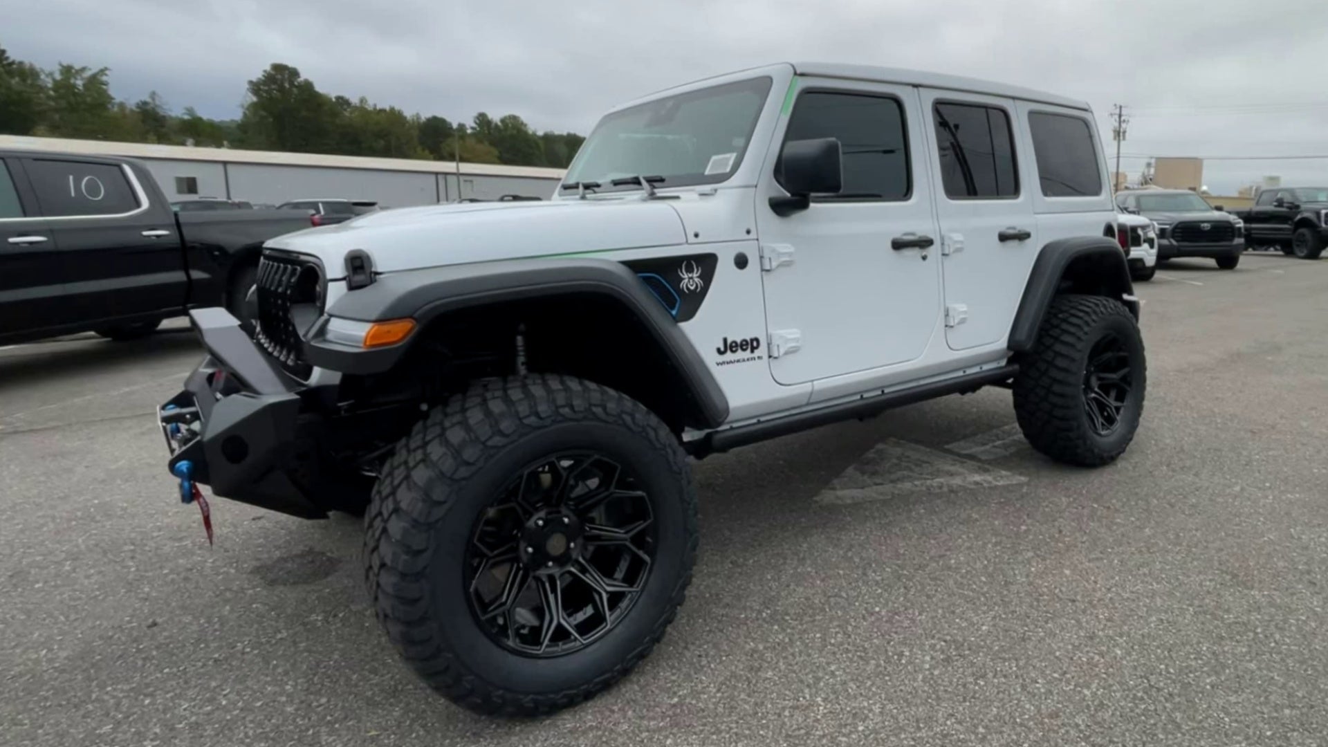 Vehicle Image 4