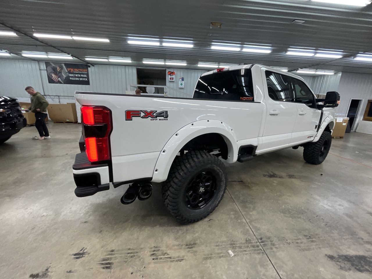 Vehicle Image 8