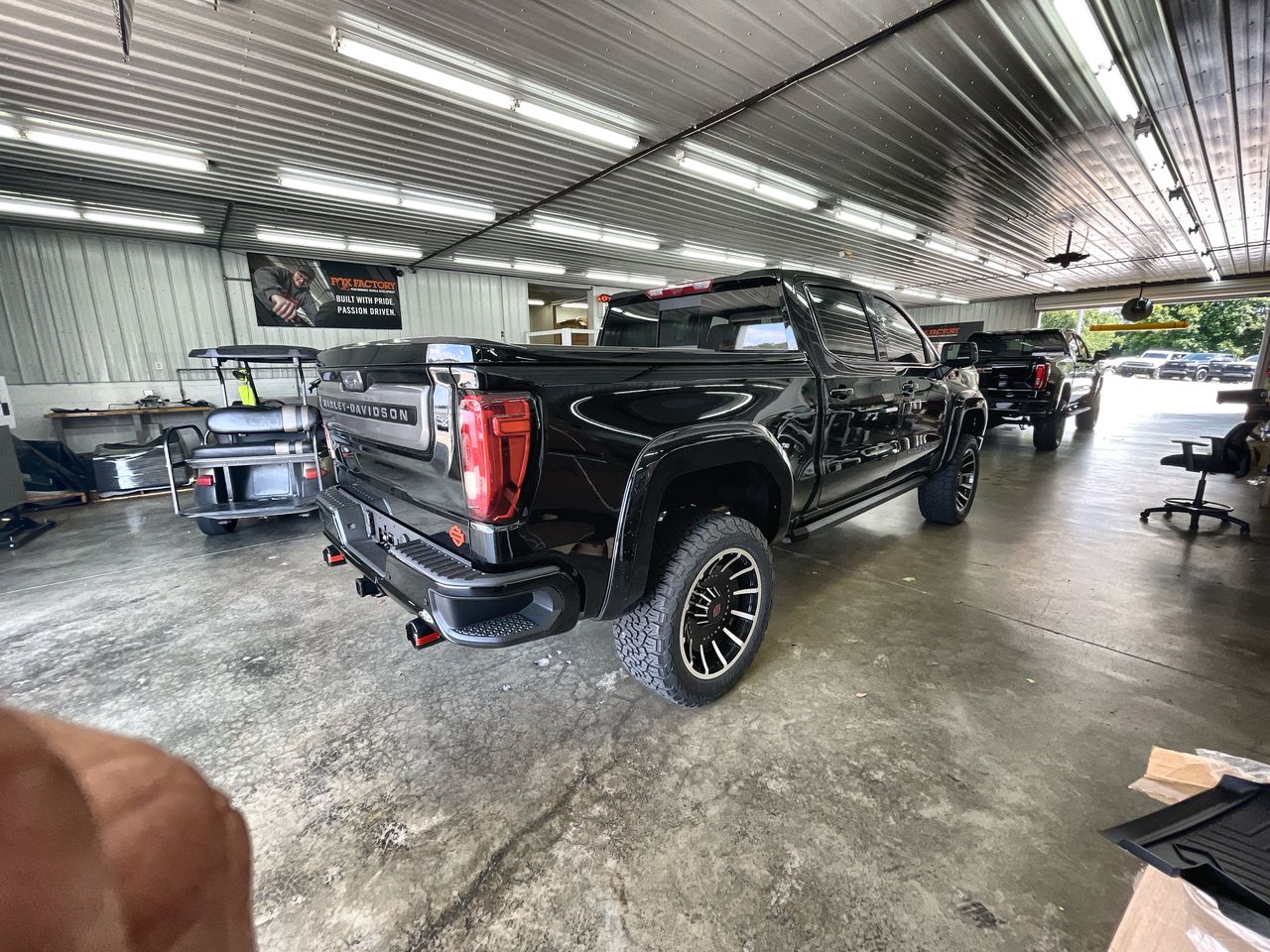 Vehicle Image 8