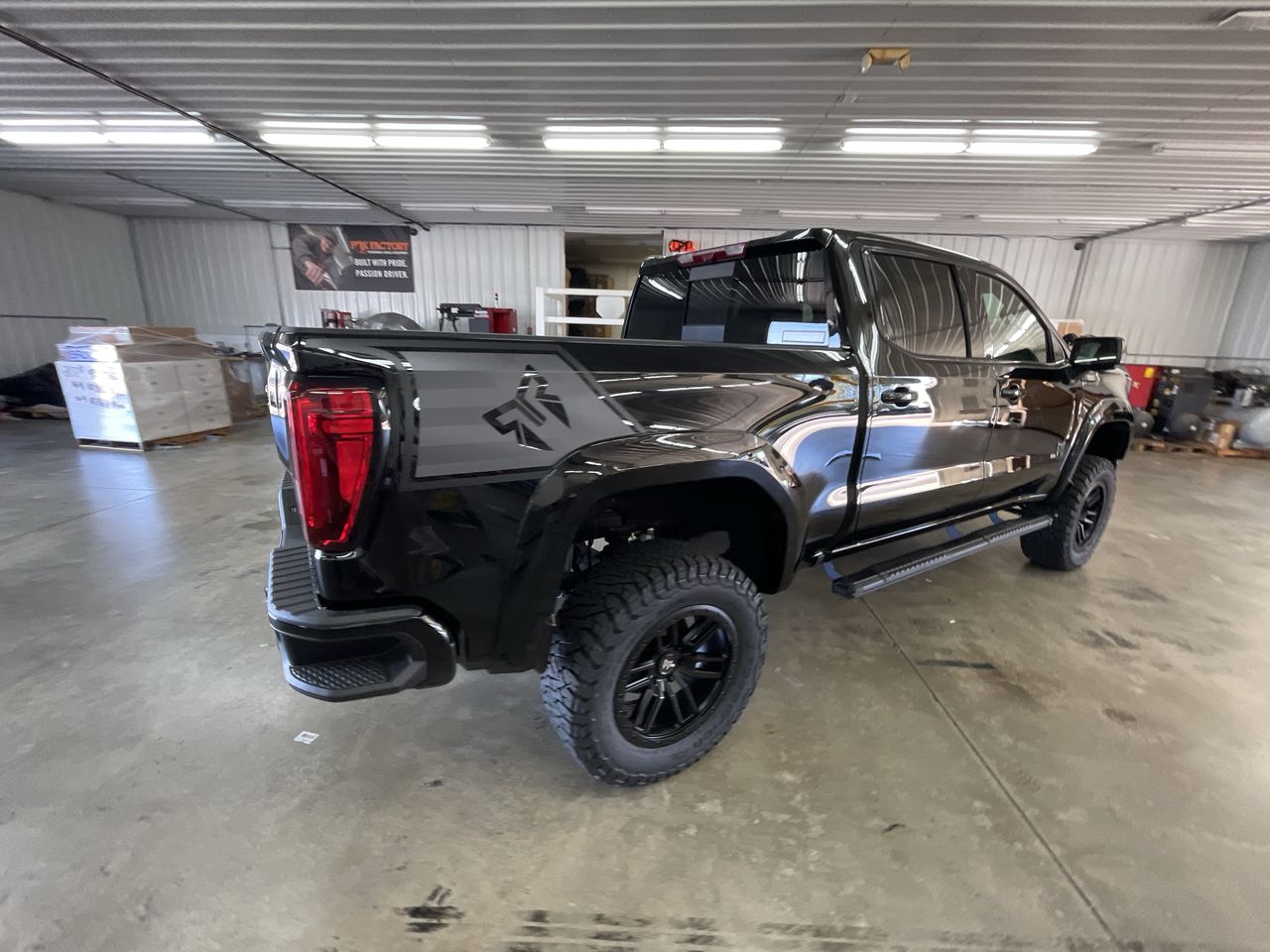 Vehicle Image 7