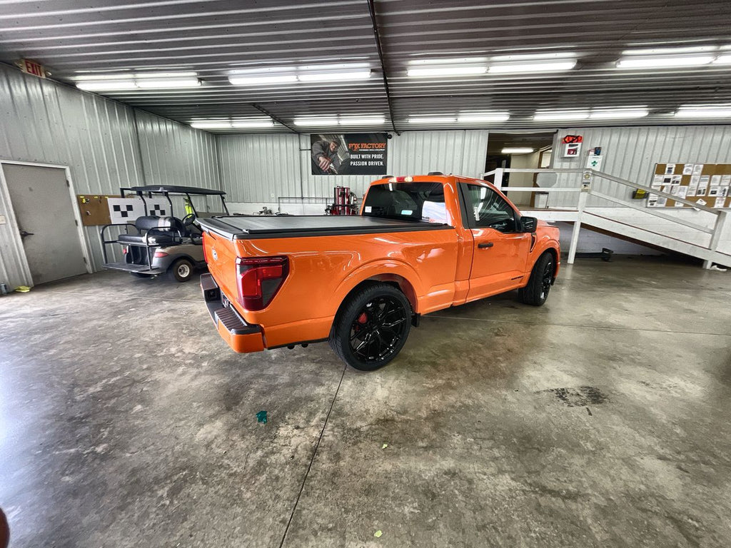 Vehicle Image 8