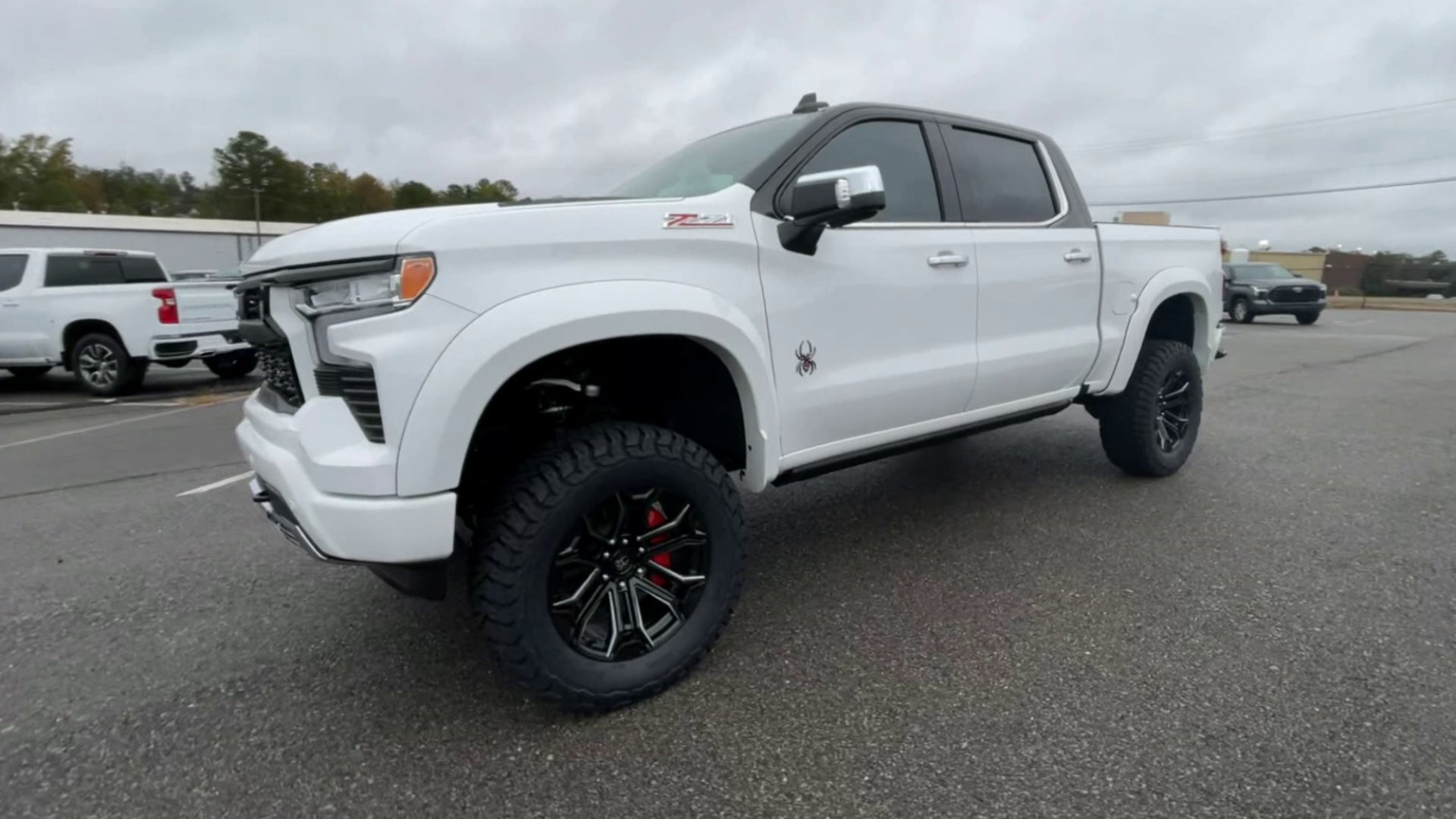 Vehicle Image 4