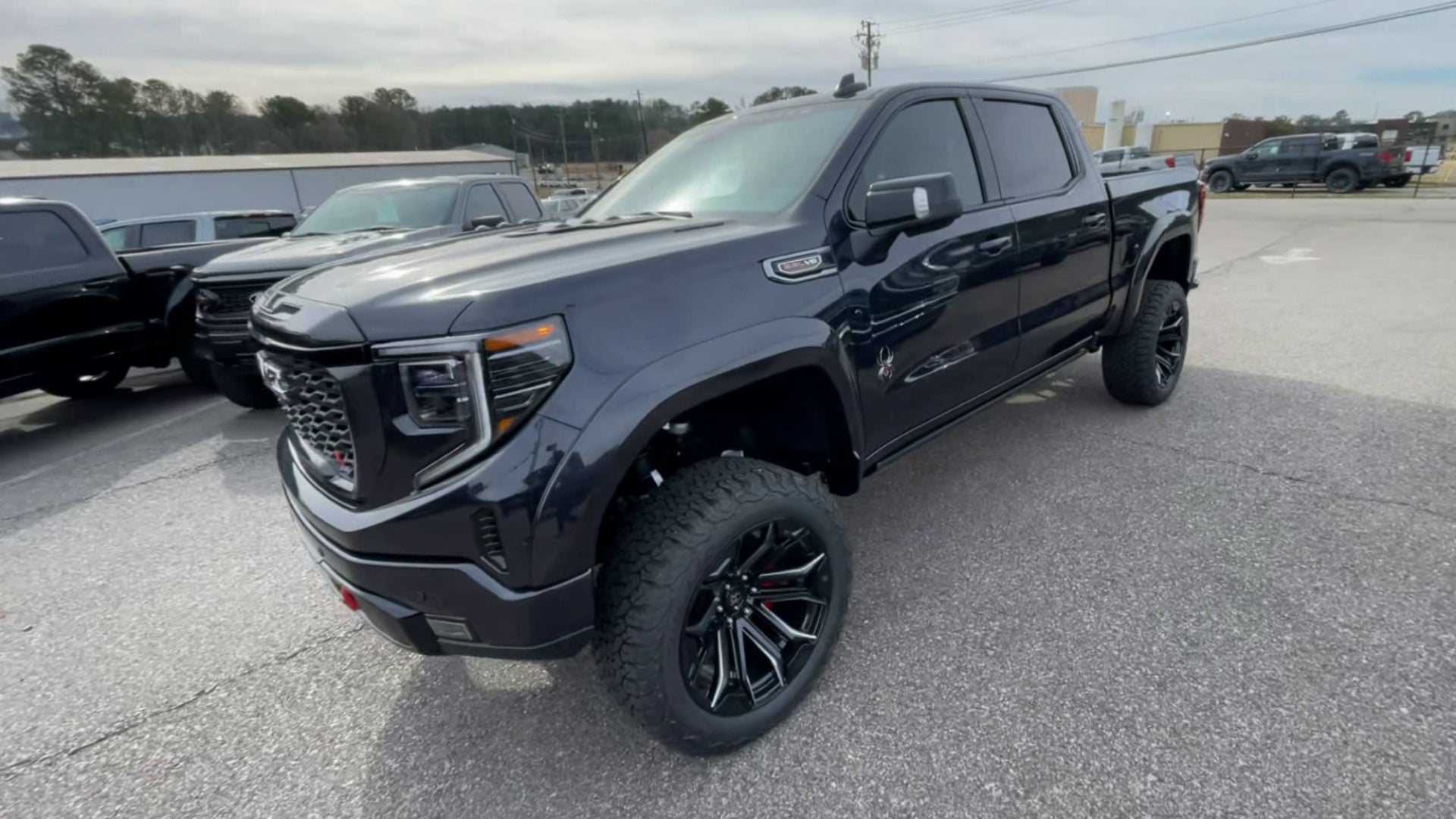 Vehicle Image 4