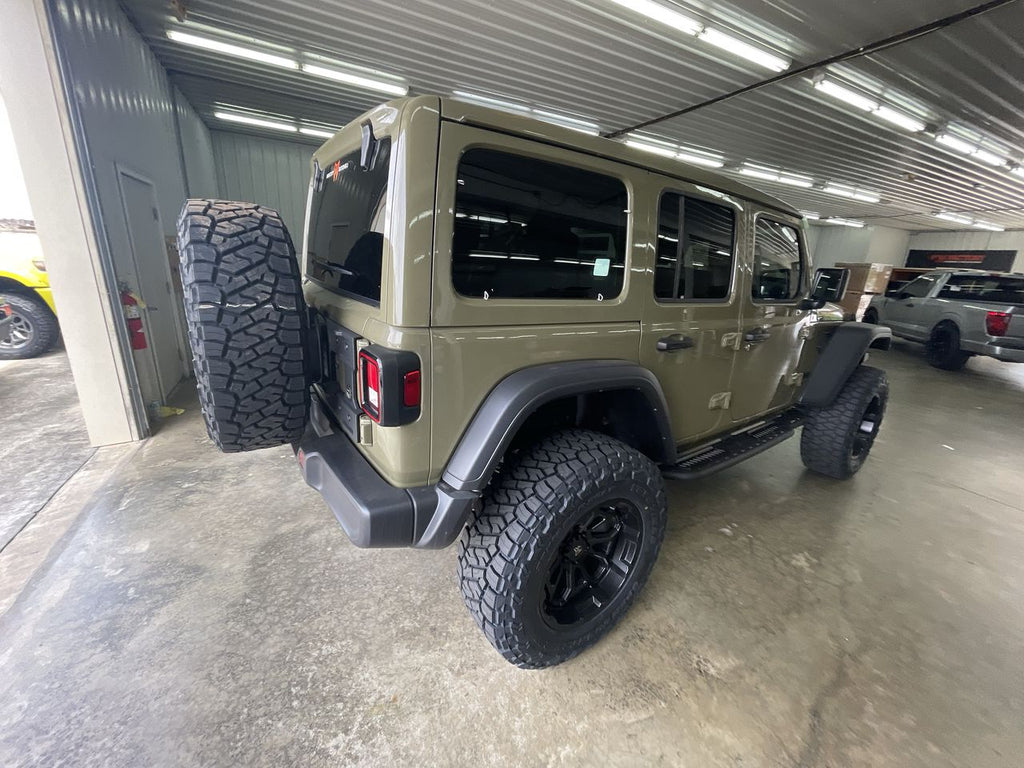 Vehicle Image 8
