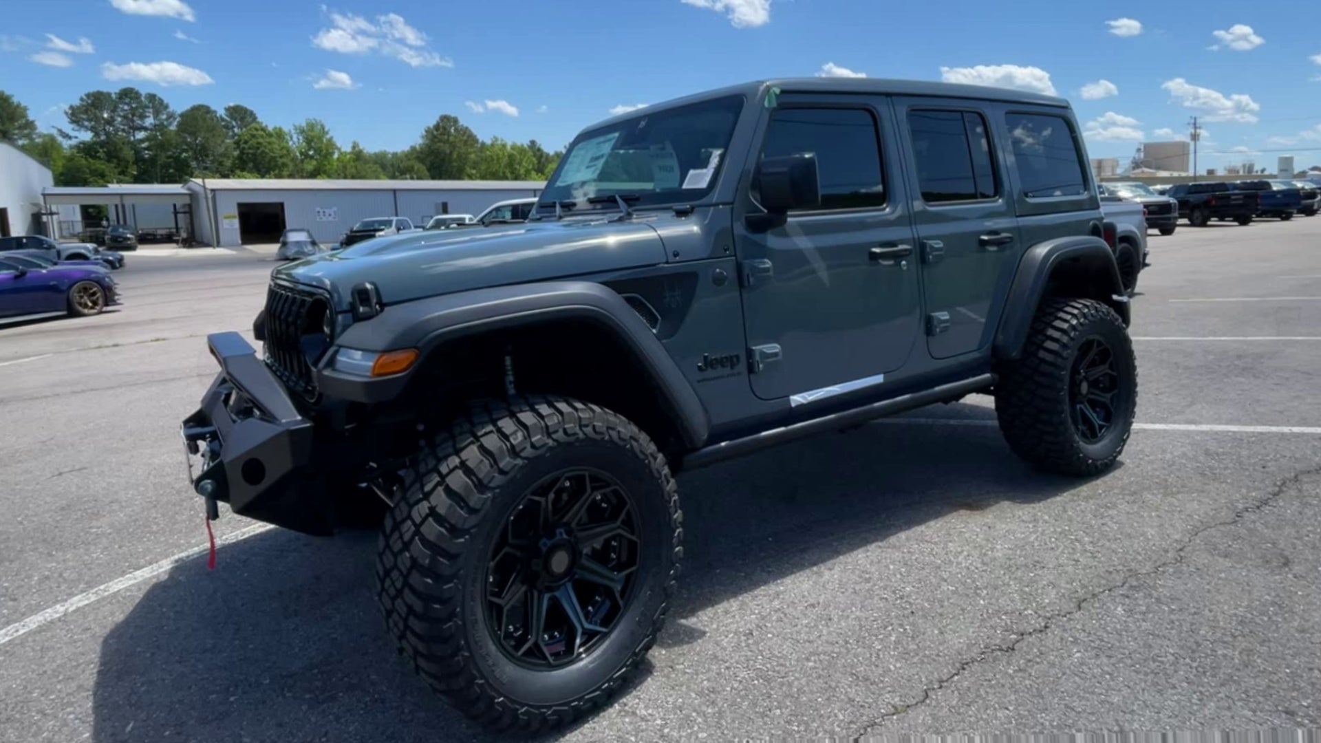 Vehicle Image 4