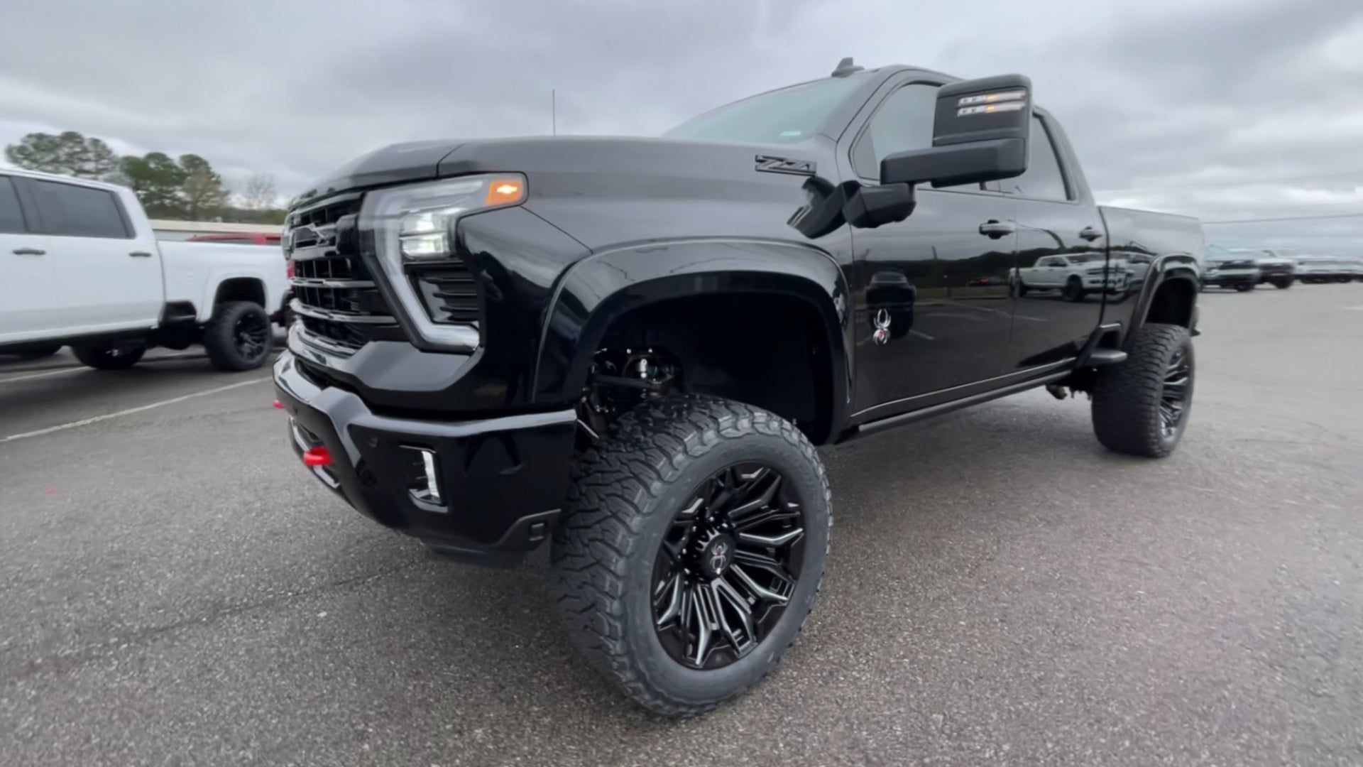 Vehicle Image 4