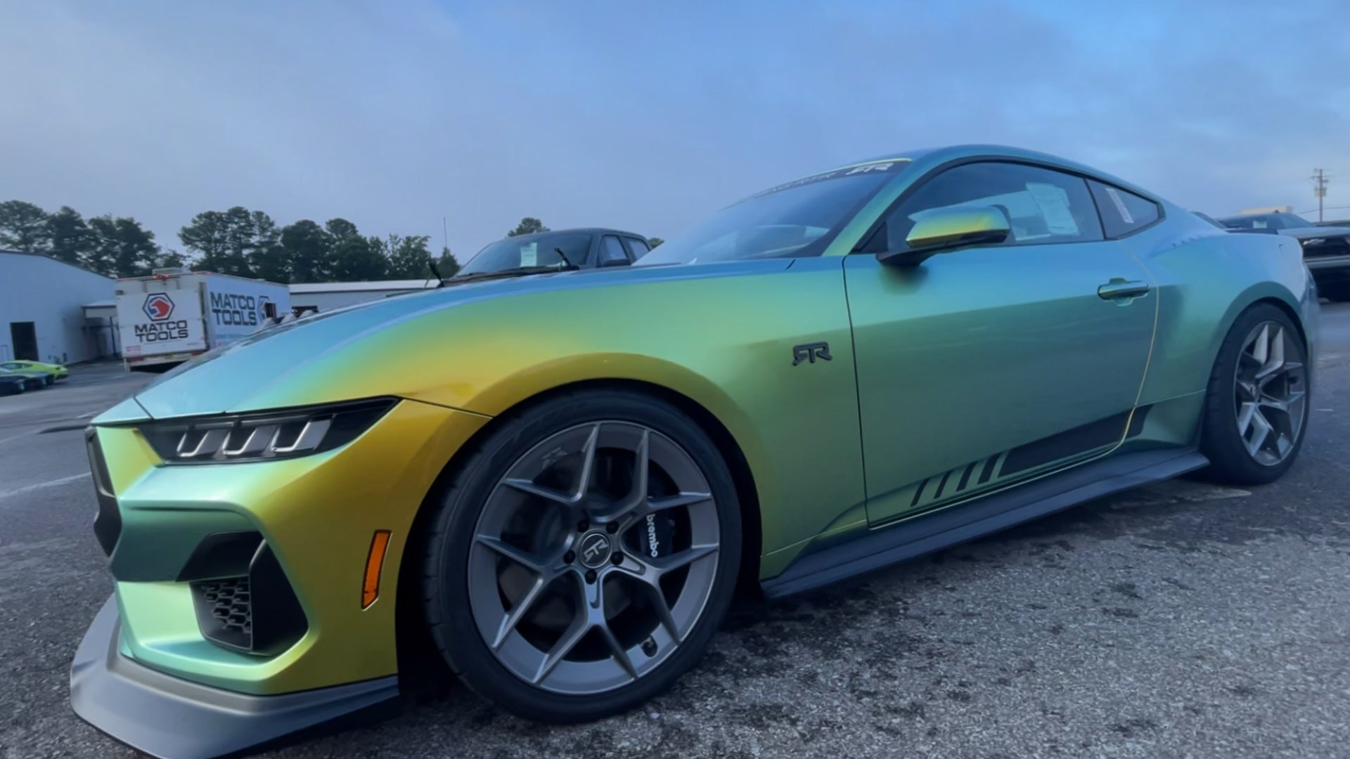 Vehicle Image 4