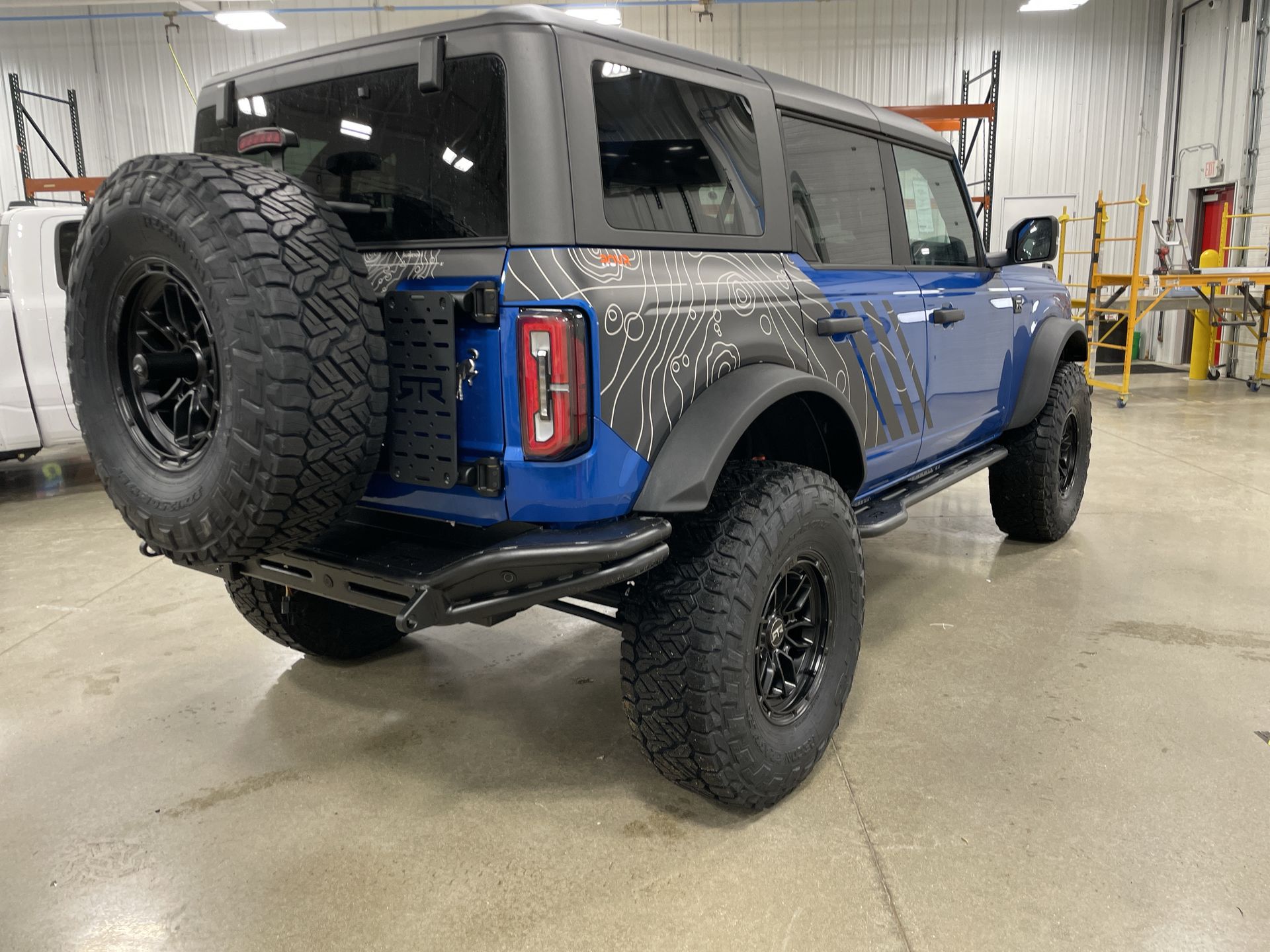 Vehicle Image 8