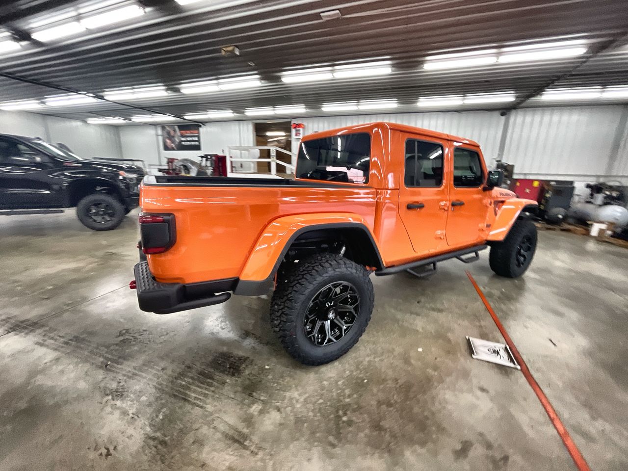 Vehicle Image 8