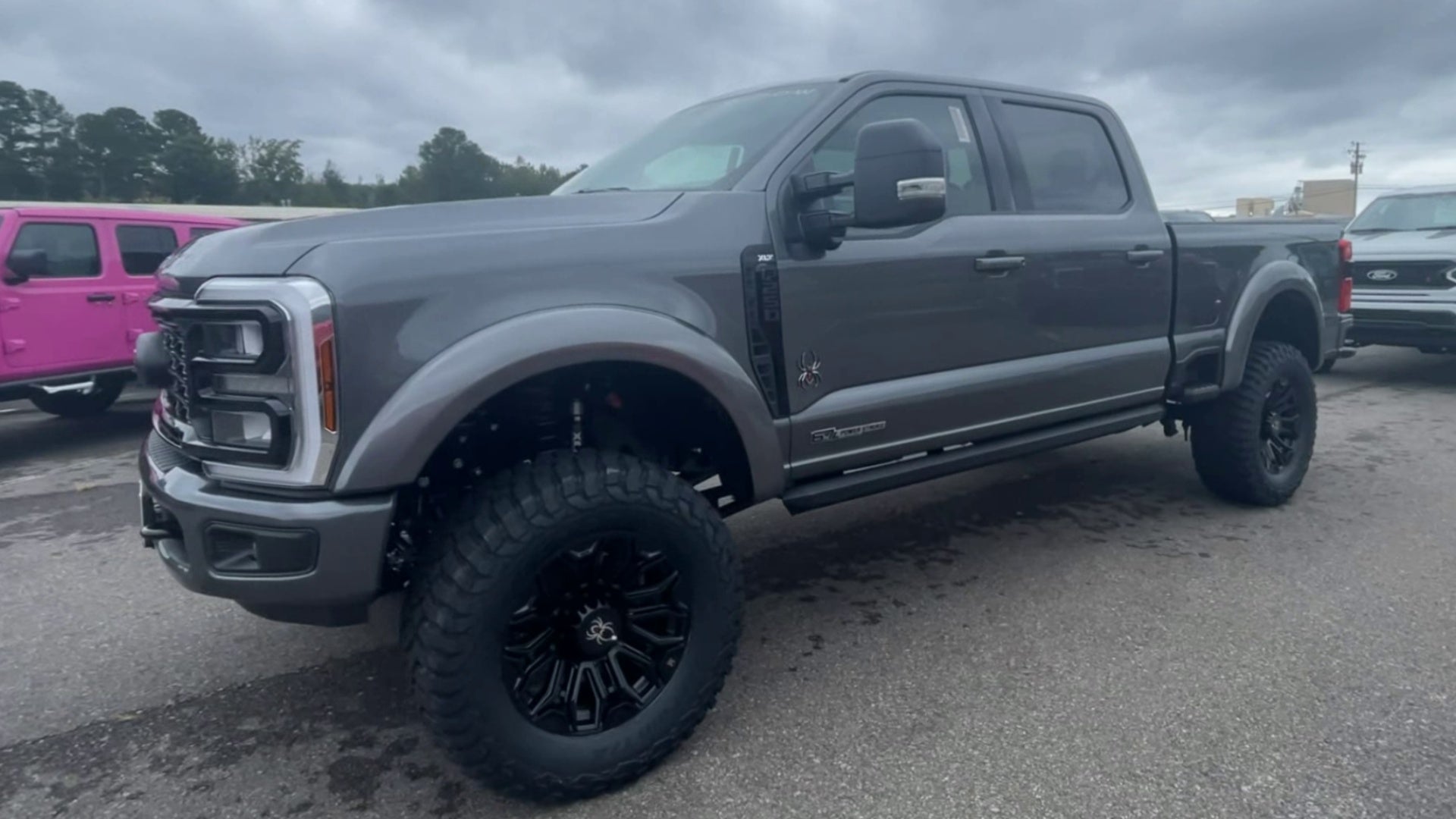 Vehicle Image 4