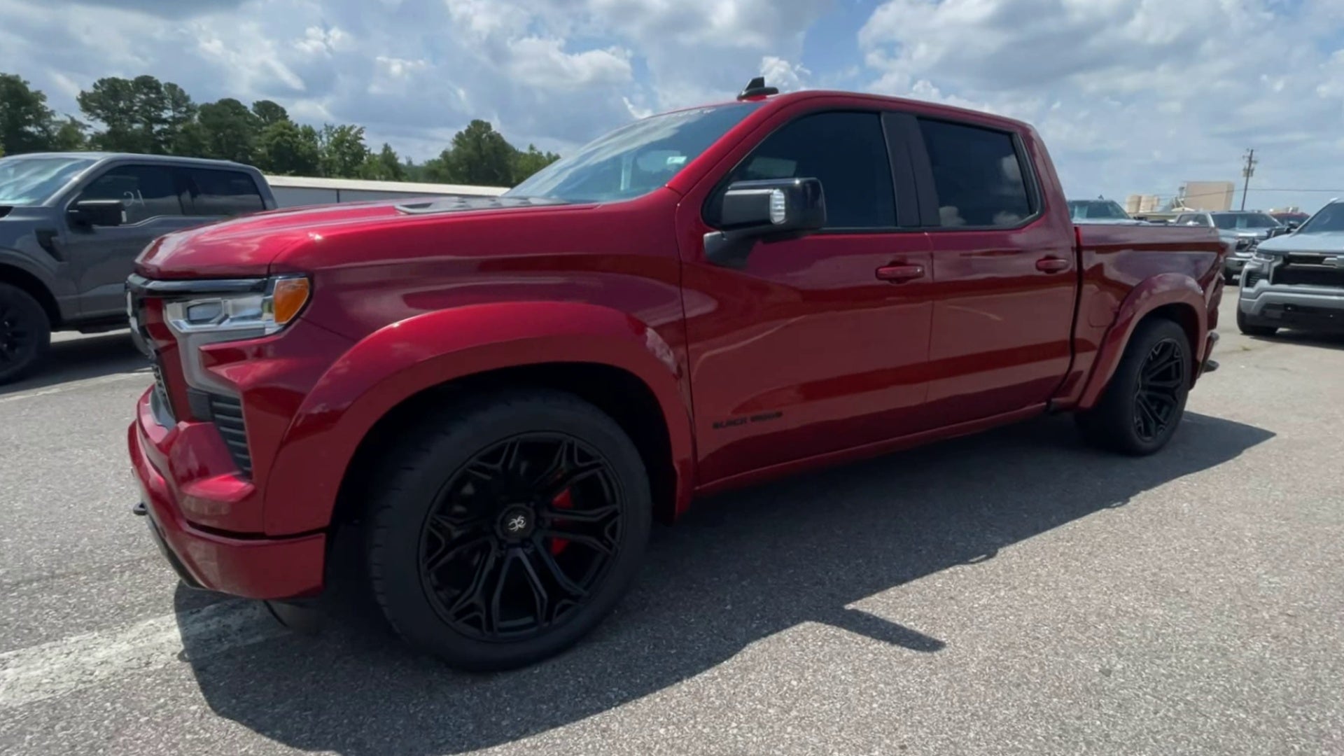 Vehicle Image 4