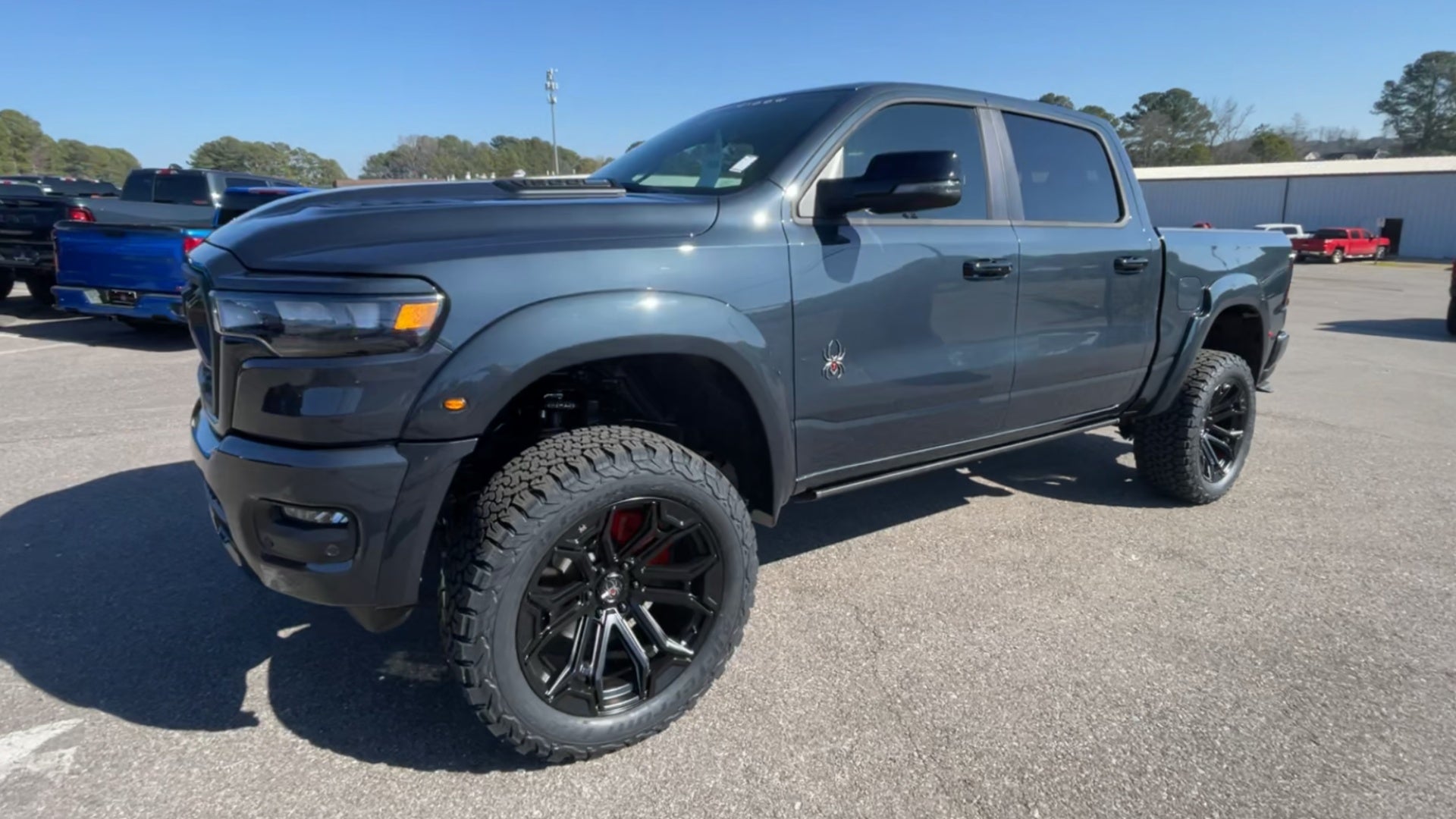 Vehicle Image 4