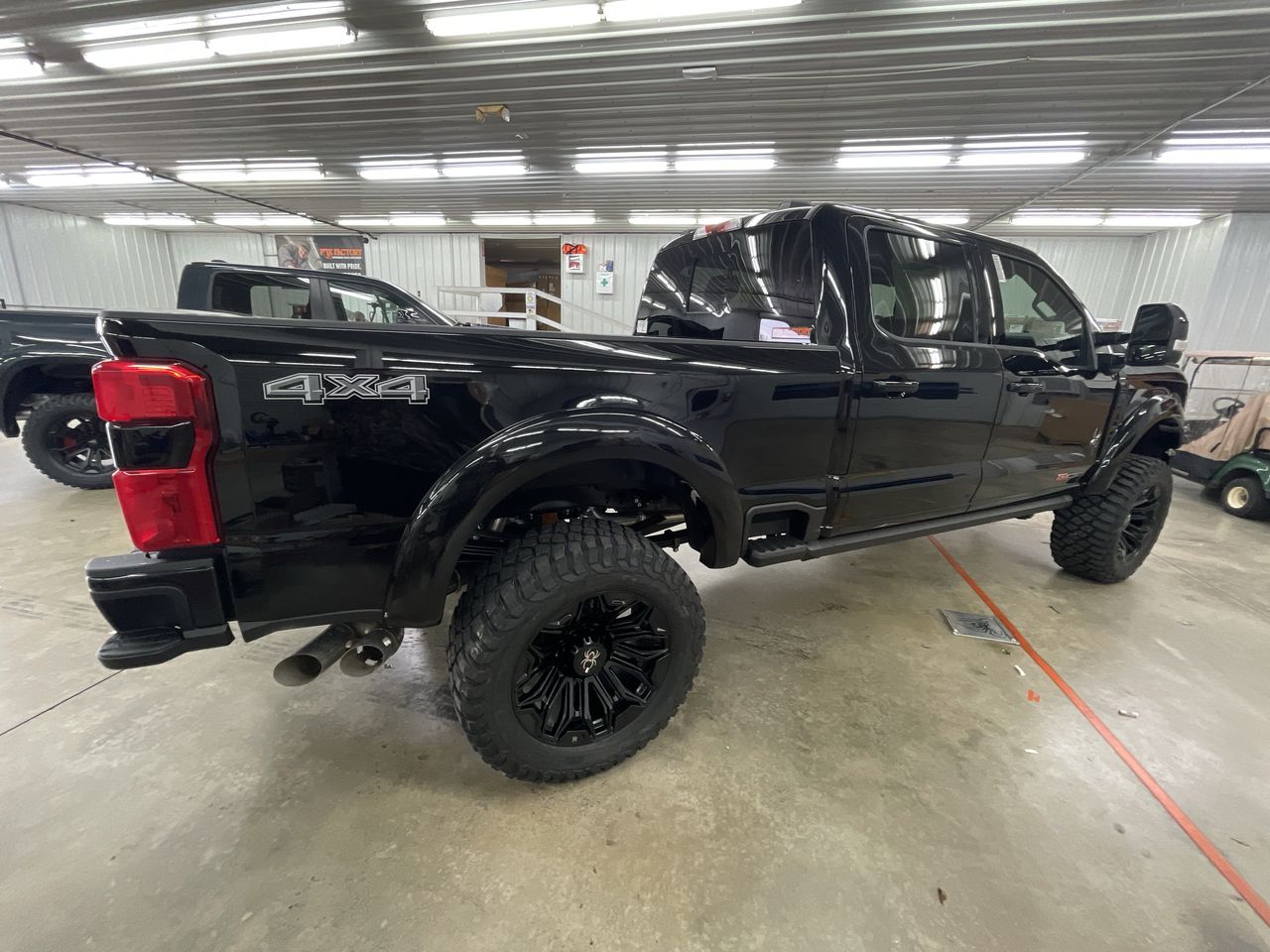 Vehicle Image 8