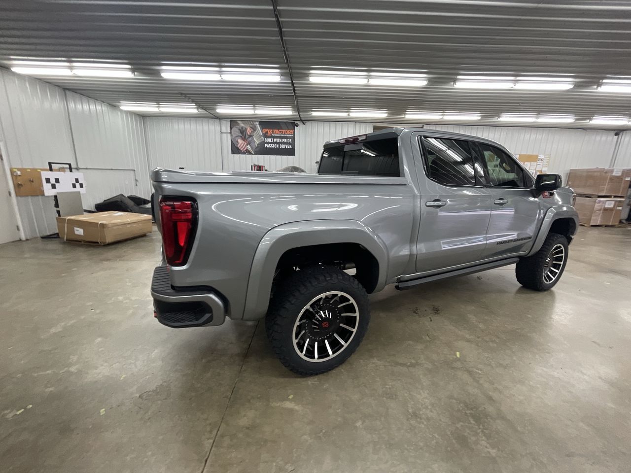 Vehicle Image 7