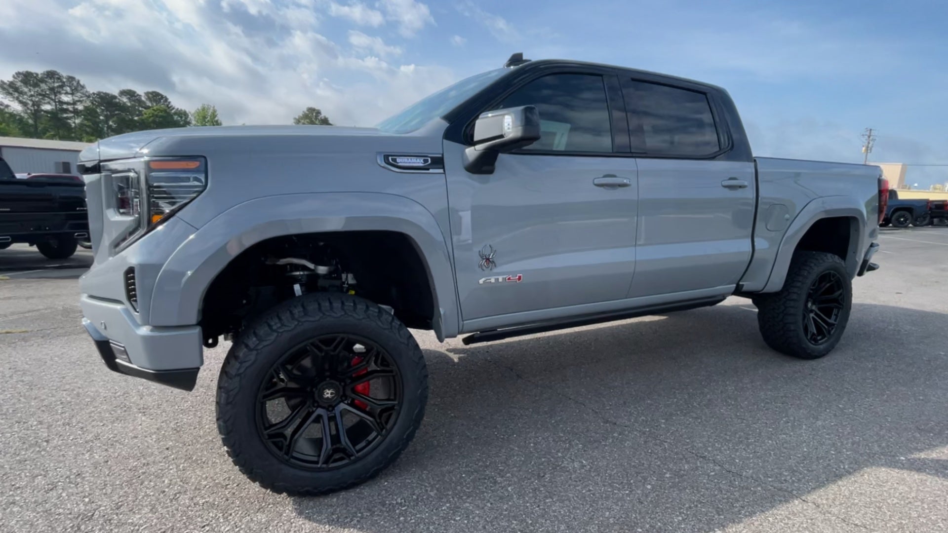 Vehicle Image 4