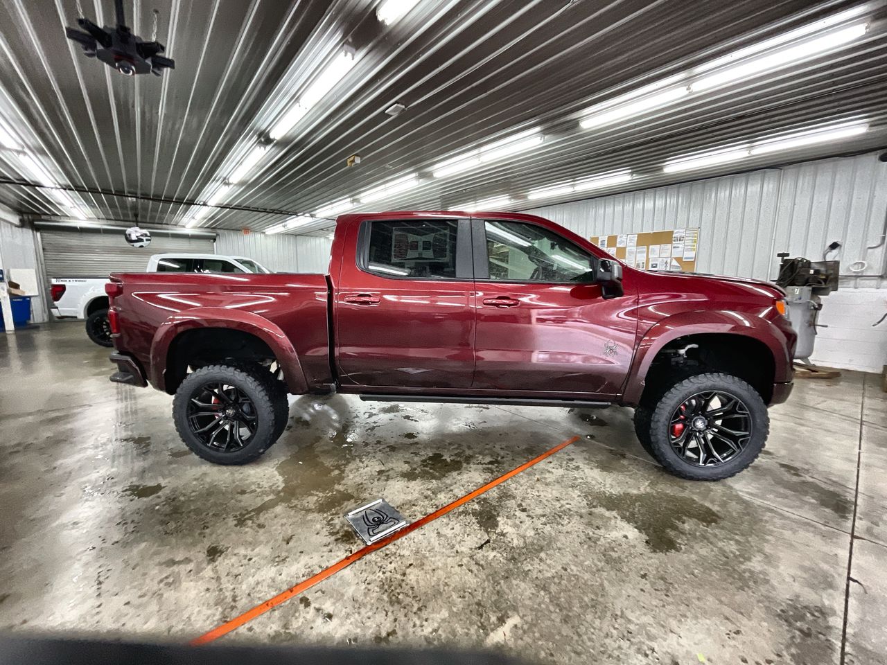Vehicle Image 9
