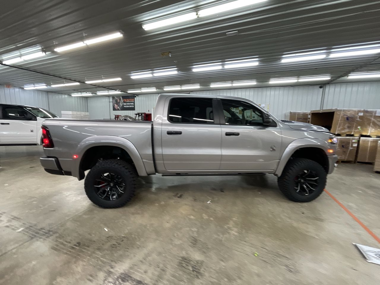 Vehicle Image 9