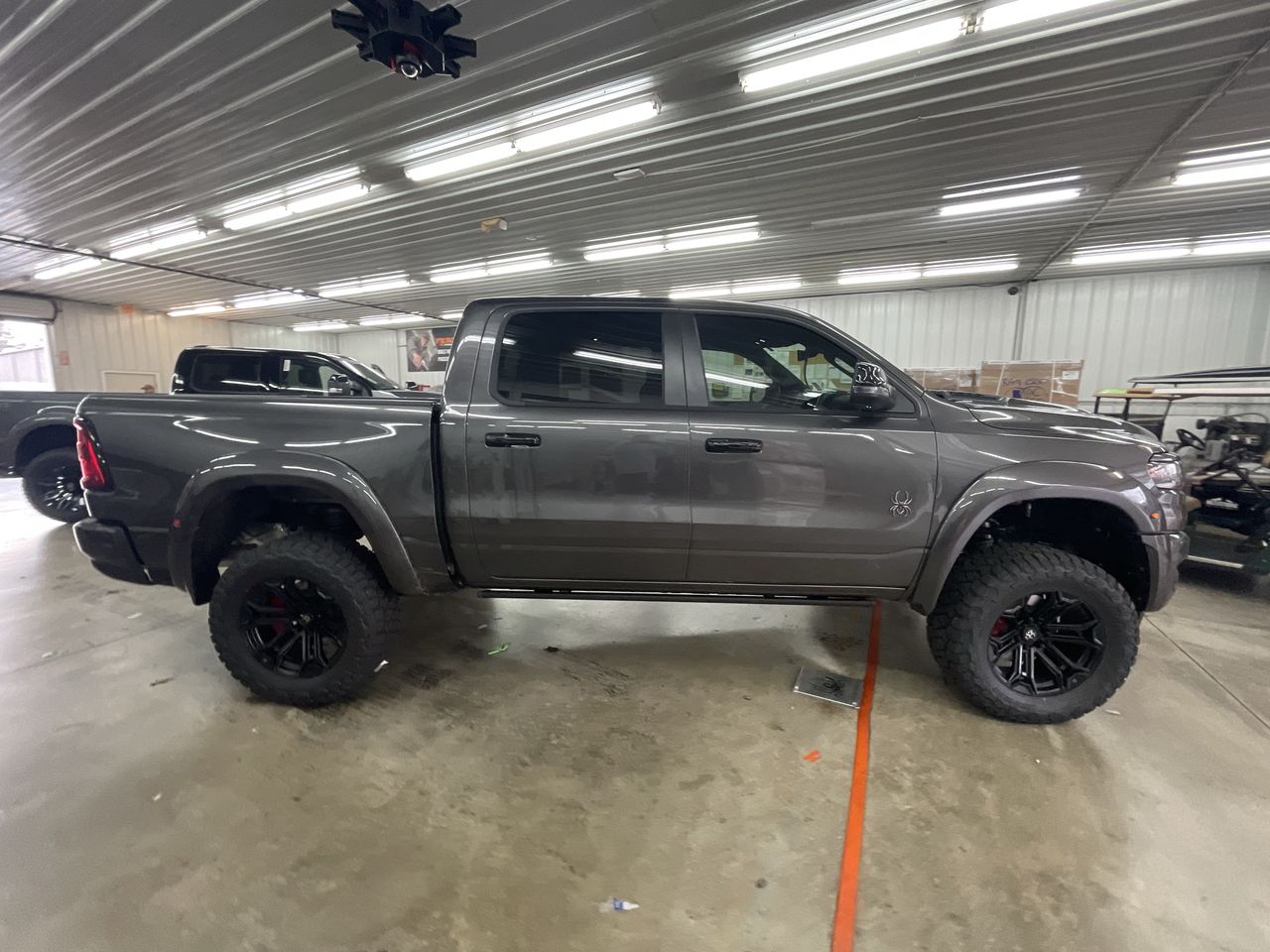 Vehicle Image 9