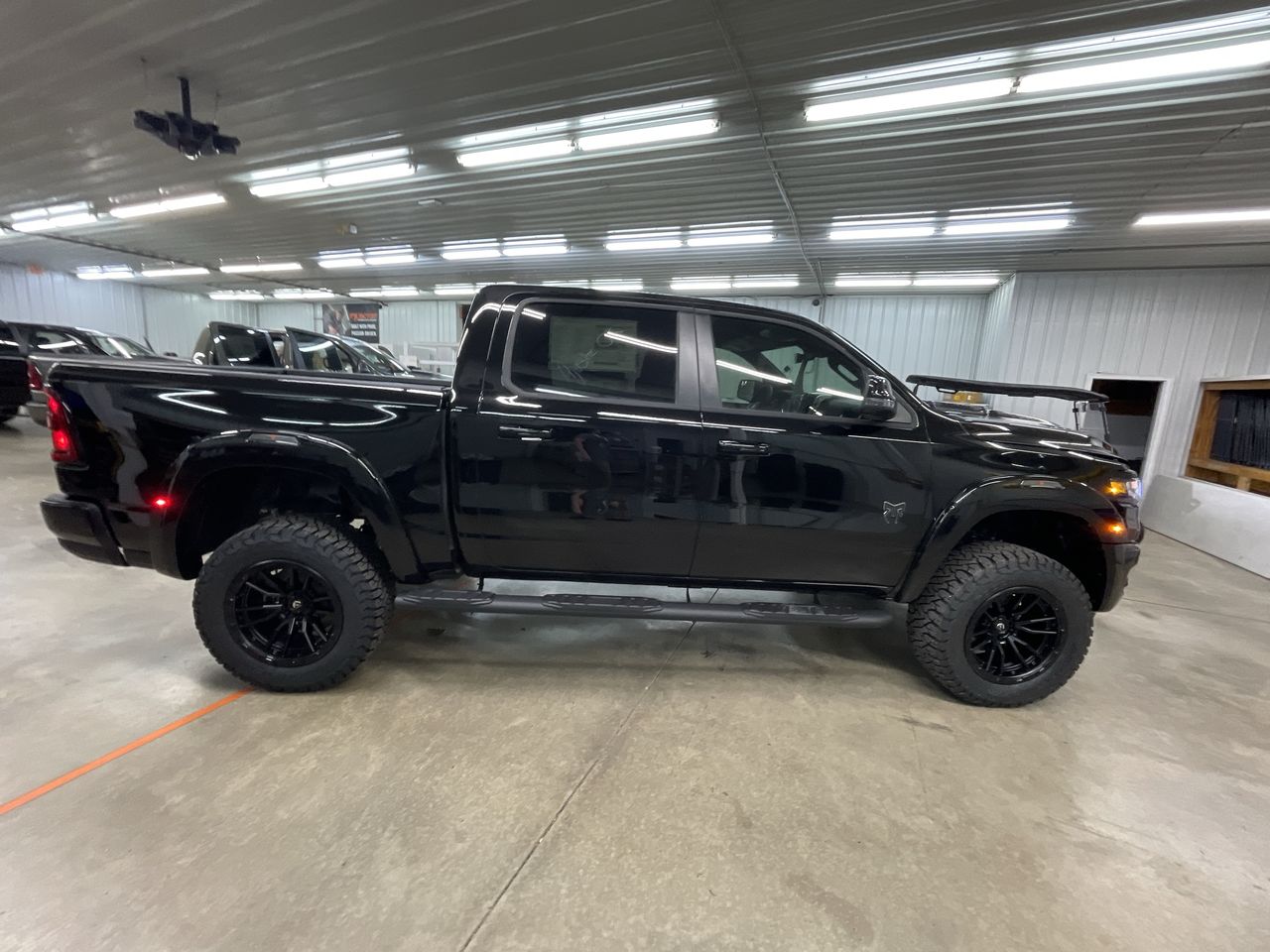 Vehicle Image 9