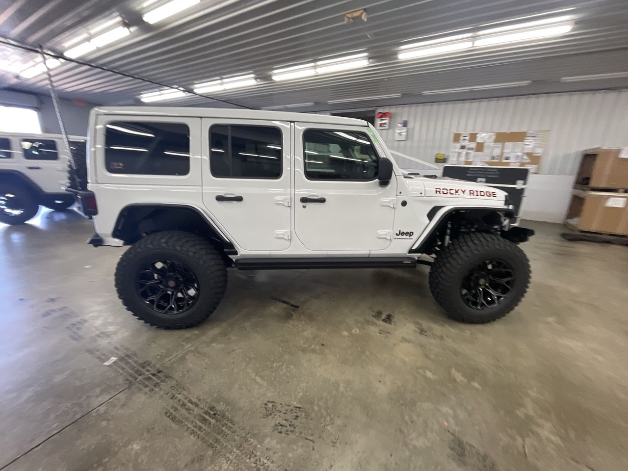 Vehicle Image 8
