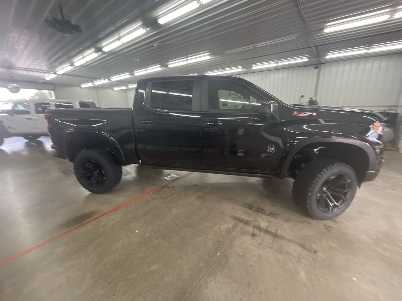 Vehicle Image 8