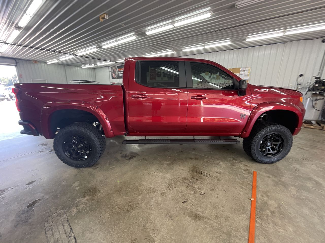 Vehicle Image 8