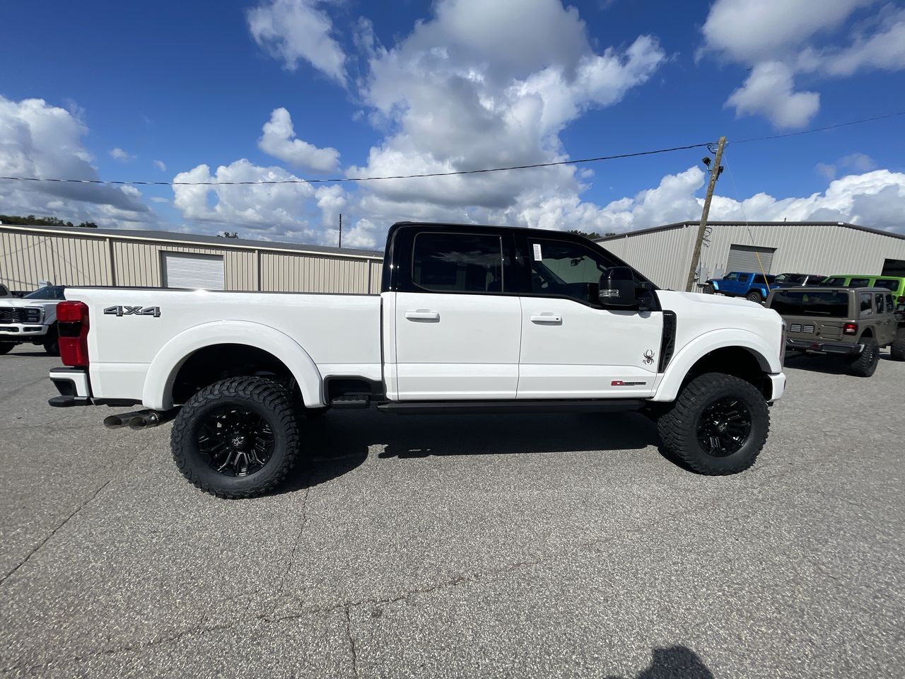 Vehicle Image 8