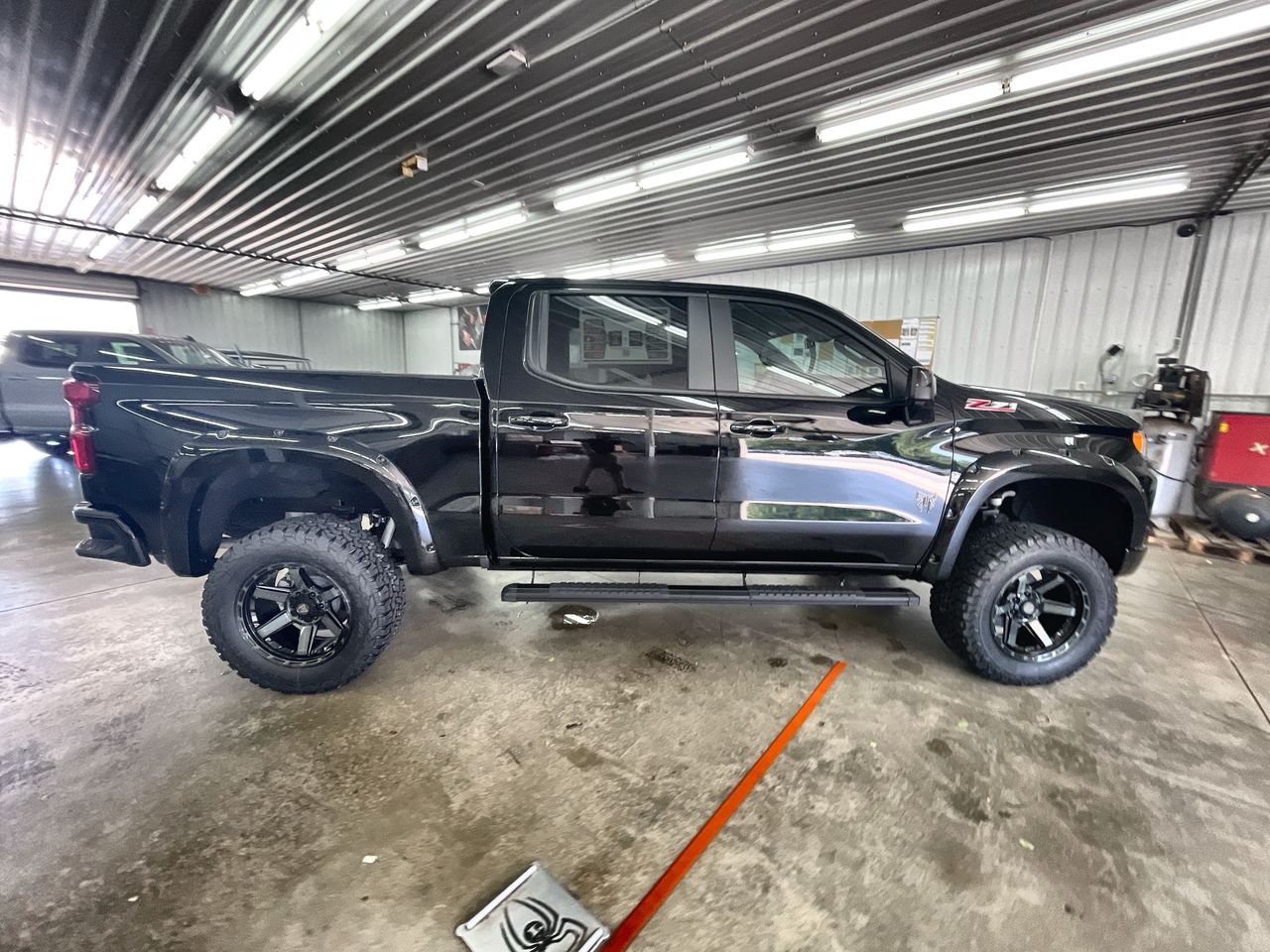 Vehicle Image 9