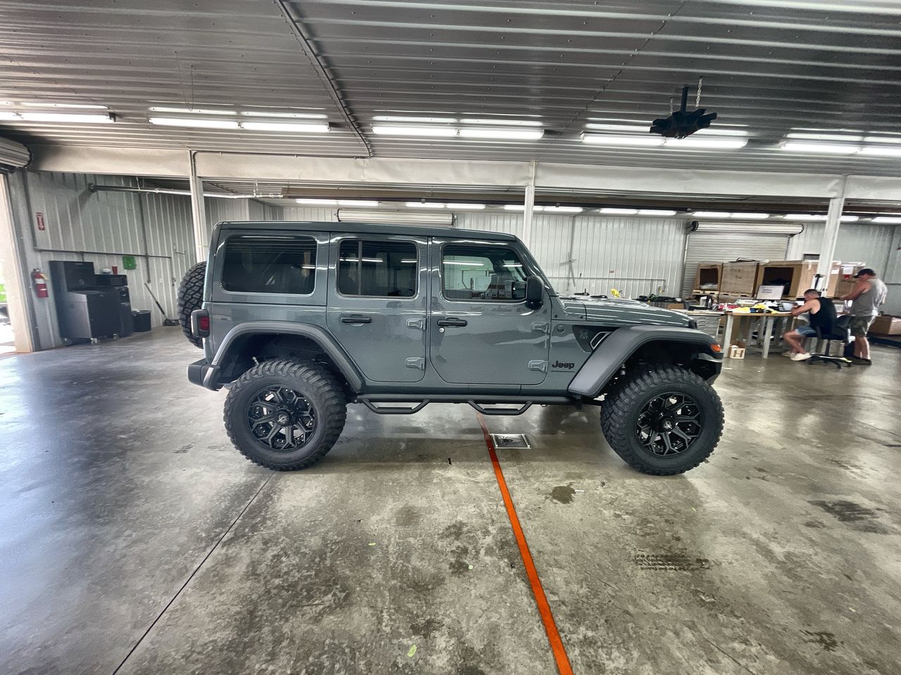 Vehicle Image 9