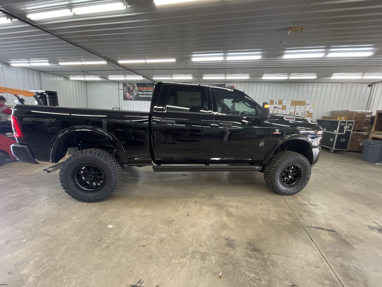Vehicle Image 9
