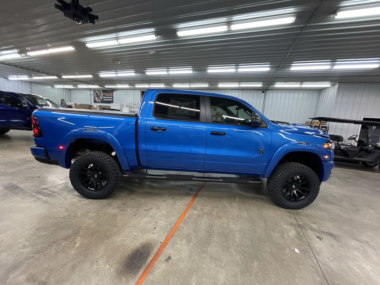 Vehicle Image 9
