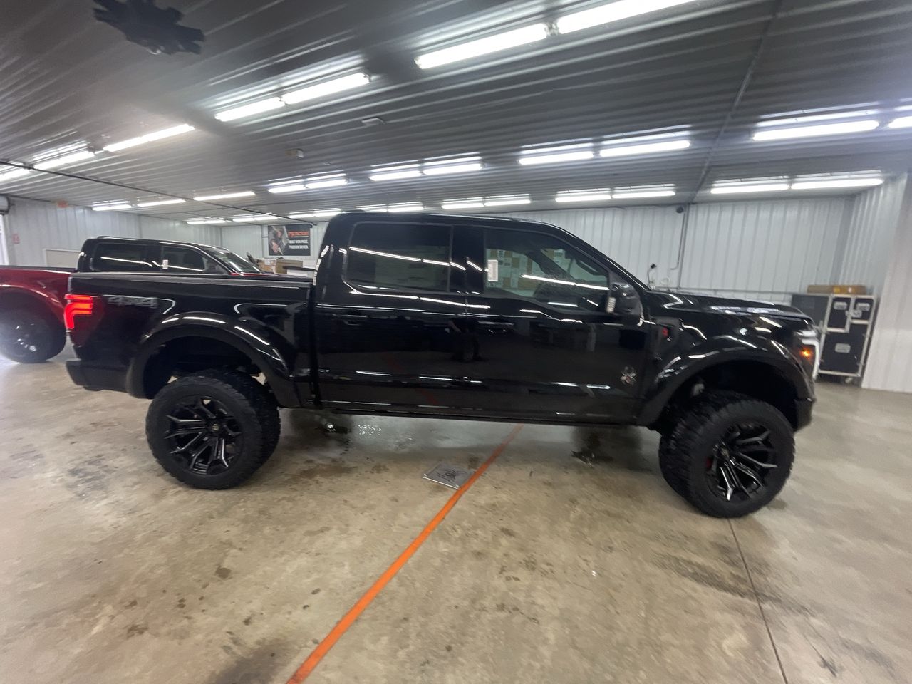 Vehicle Image 9