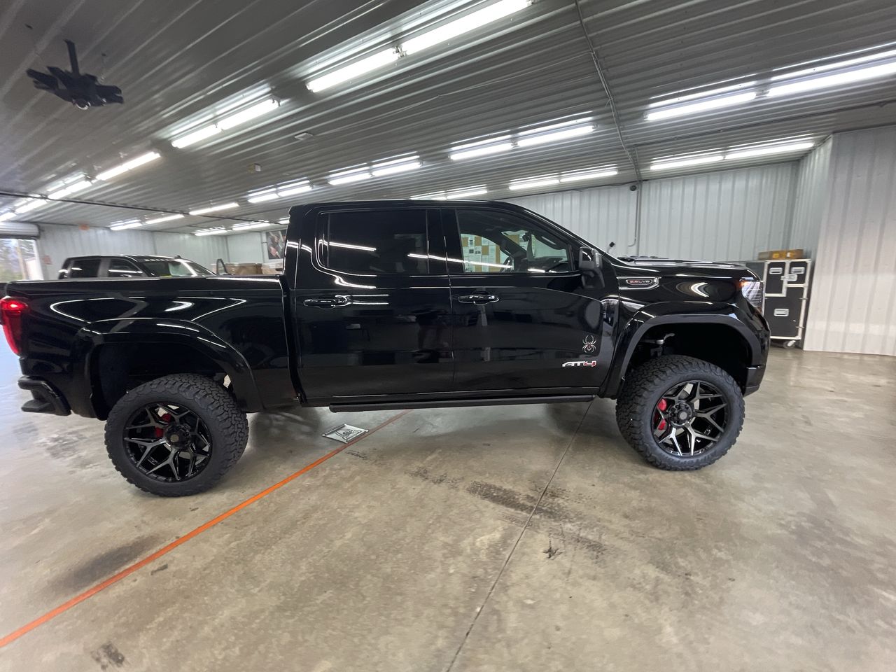 Vehicle Image 9
