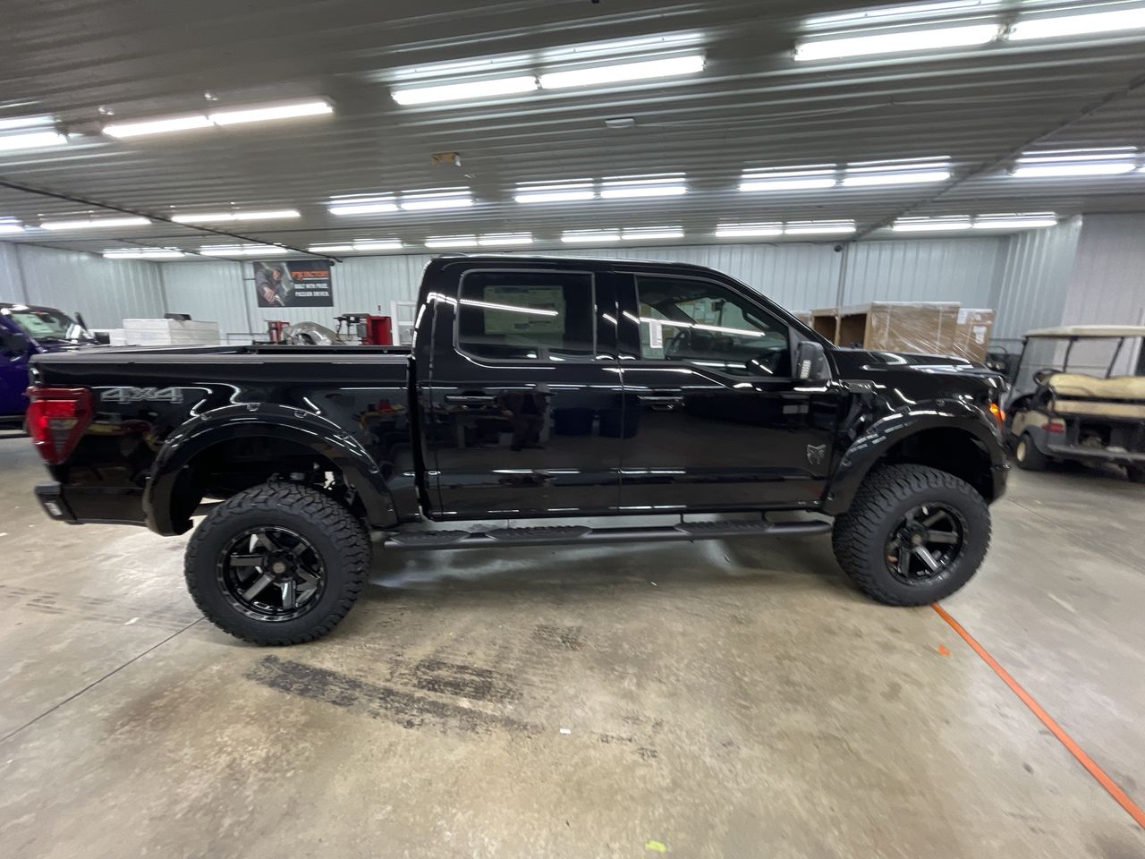 Vehicle Image 9