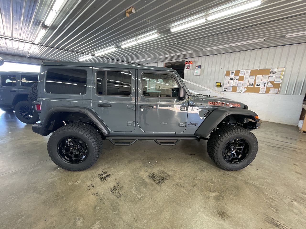Vehicle Image 8