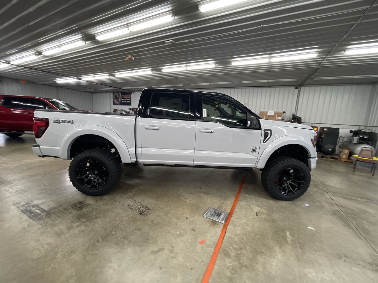 Vehicle Image 8