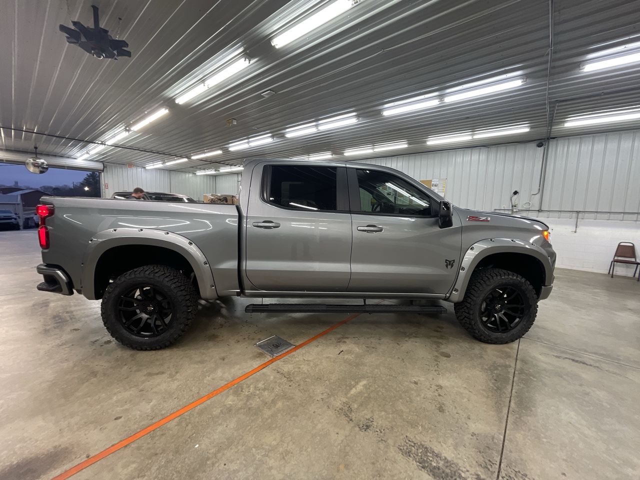 Vehicle Image 9