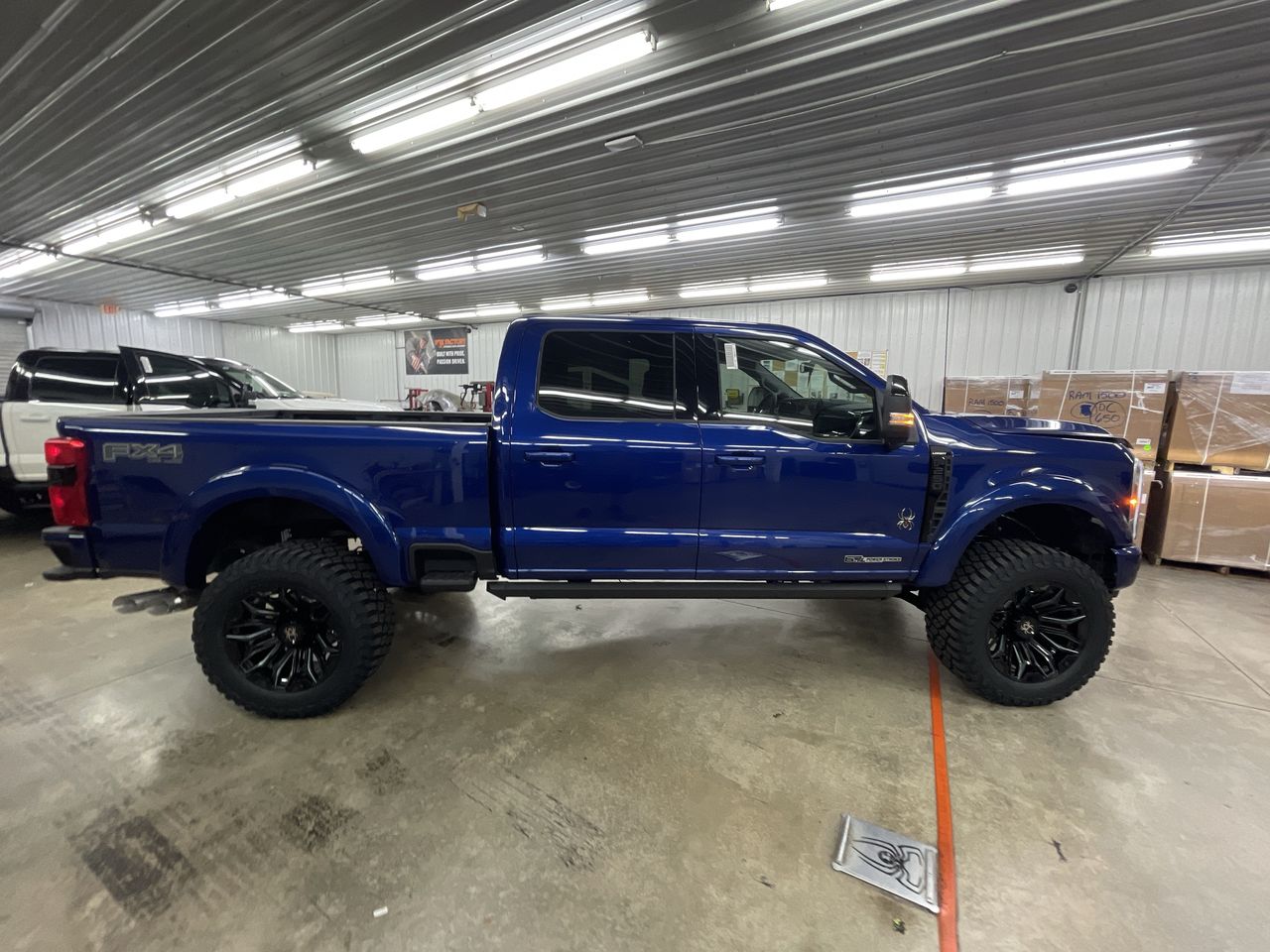 Vehicle Image 9
