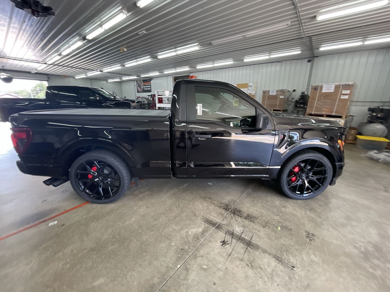 Vehicle Image 8