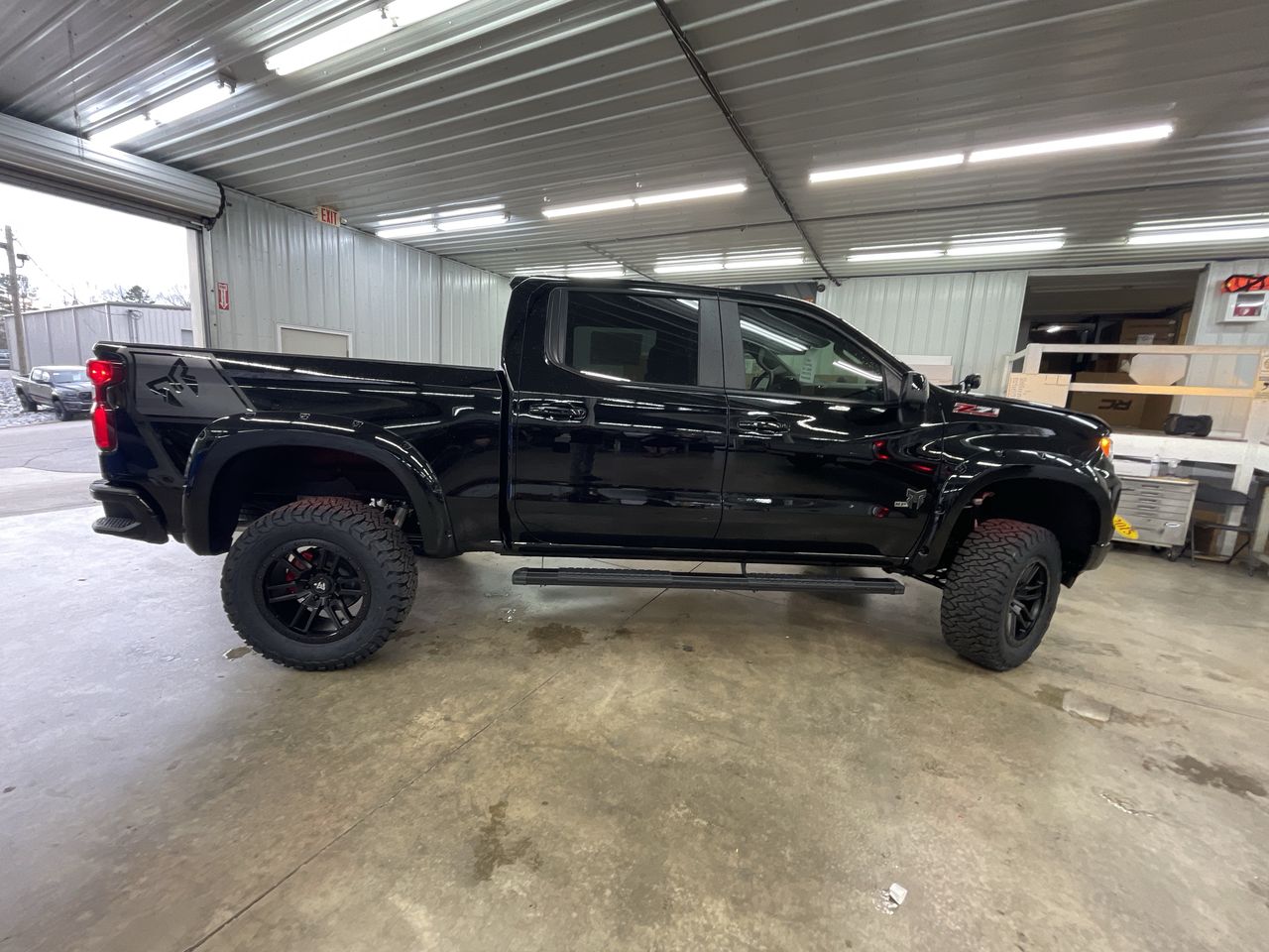 Vehicle Image 9